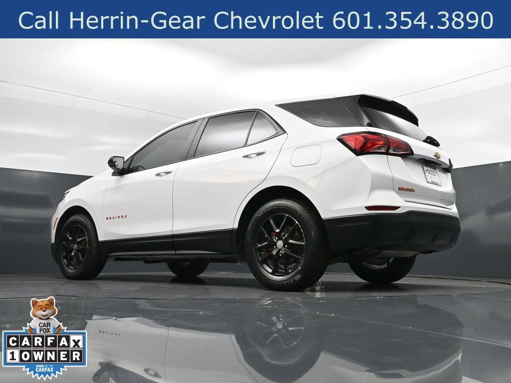 Used 2024 Chevrolet Equinox LS image 41