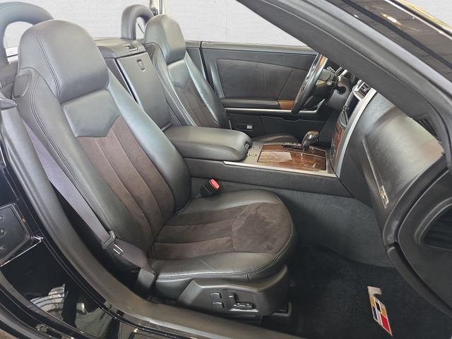 Used 2006 Cadillac XLR V RWD image 18