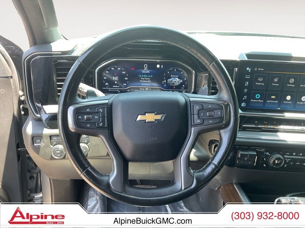 Used 2023 Chevrolet Silverado 1500 High Country w/ High Country Premium Package AWD/4WD image 12
