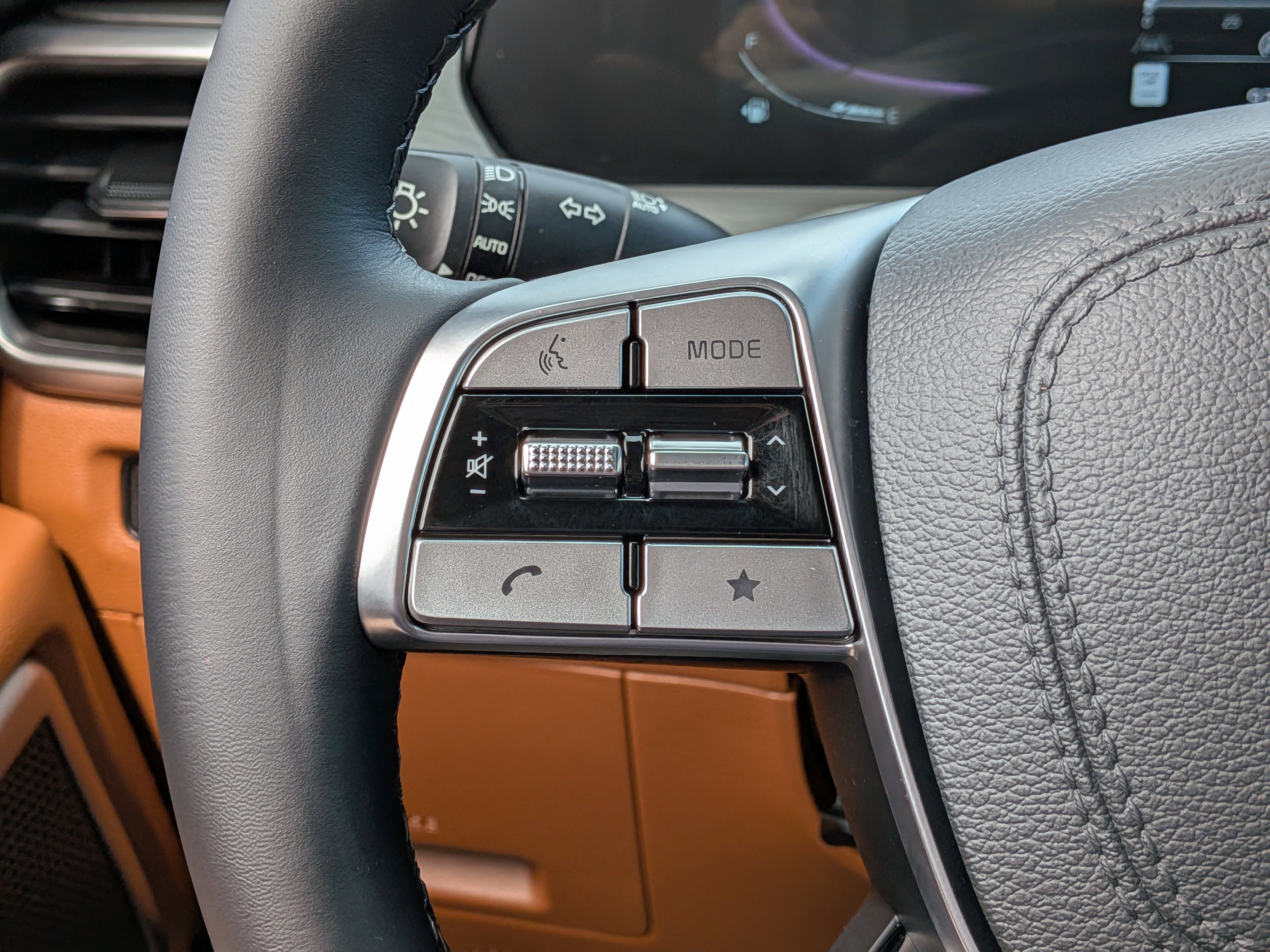 Used 2025 Kia Telluride EX X-Line image 29