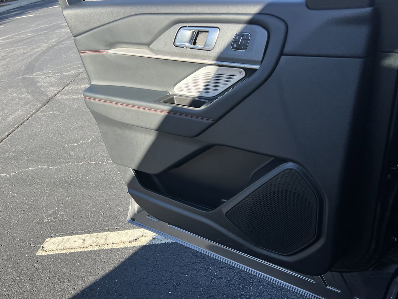 New 2026 Ford Explorer ST w/ Sun And Sound Package image 16