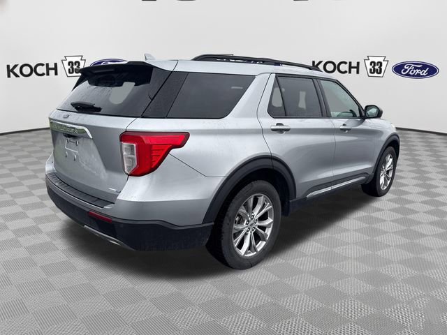 Used 2020 Ford Explorer XLT w/ Equipment Group 202A AWD/4WD image 8