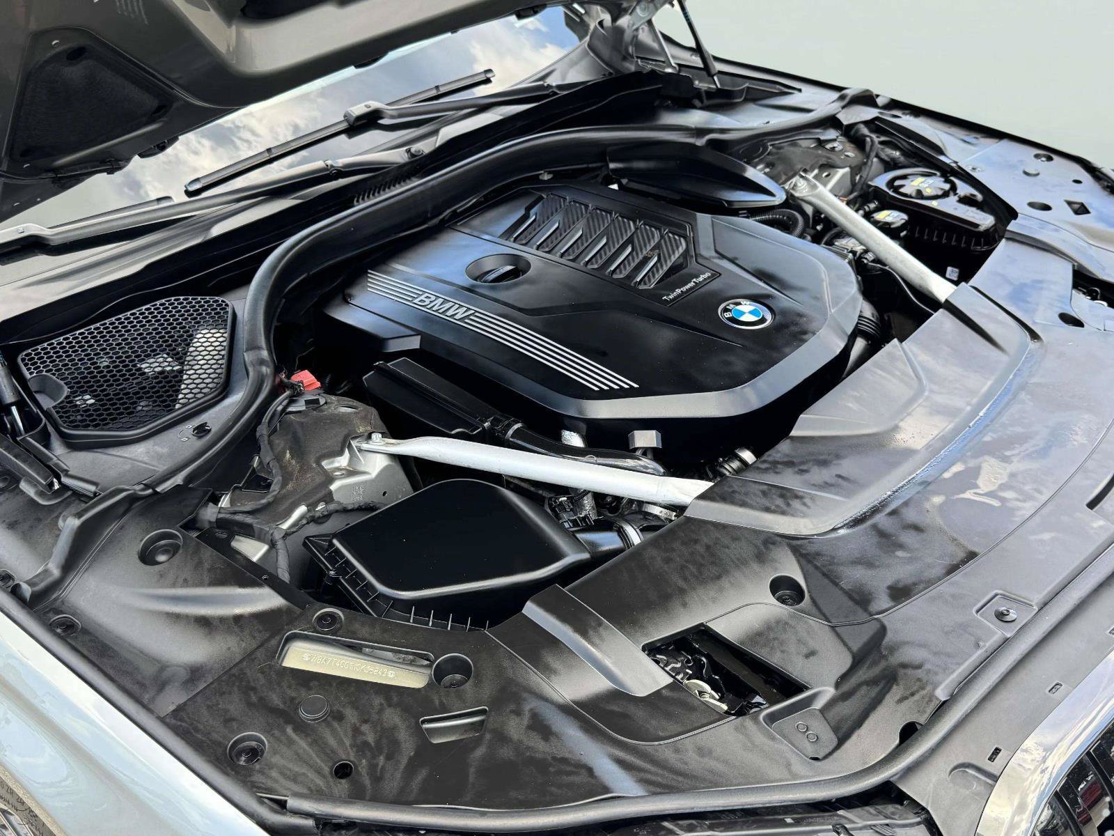 Used 2022 BMW 740i xDrive w/ M Sport Package AWD/4WD image 84