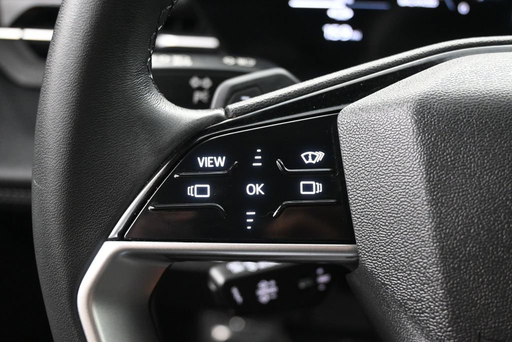Used 2025 Audi Q6 e-tron Prestige w/ Black Warm Weather Package AWD/4WD image 19