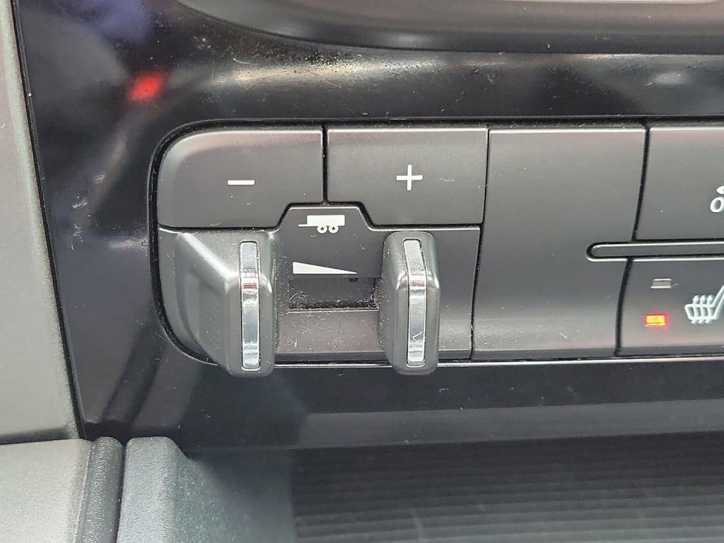 Used 2018 RAM 1500 Sport w/ Sport Premium Group image 30