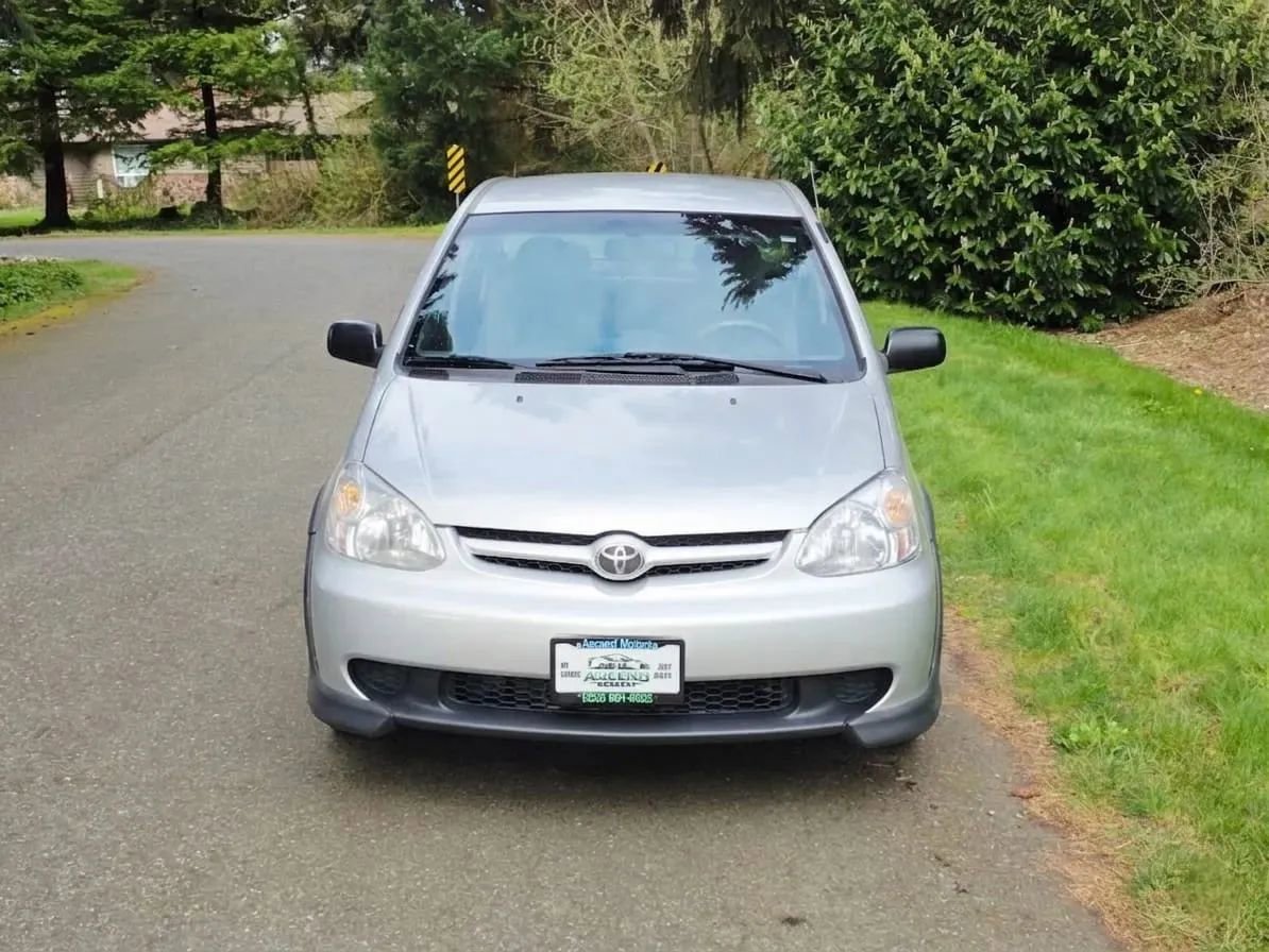 Used 2003 Toyota Echo Sedan FWD image 8