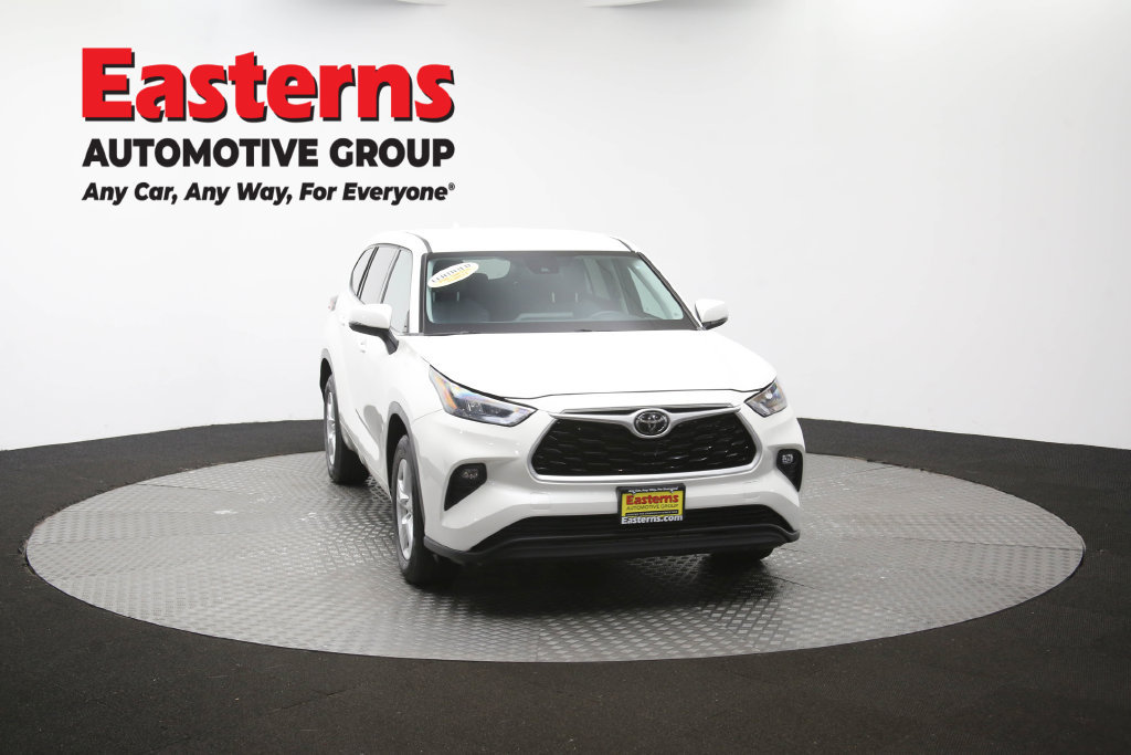 Used 2020 Toyota Highlander LE FWD image 54