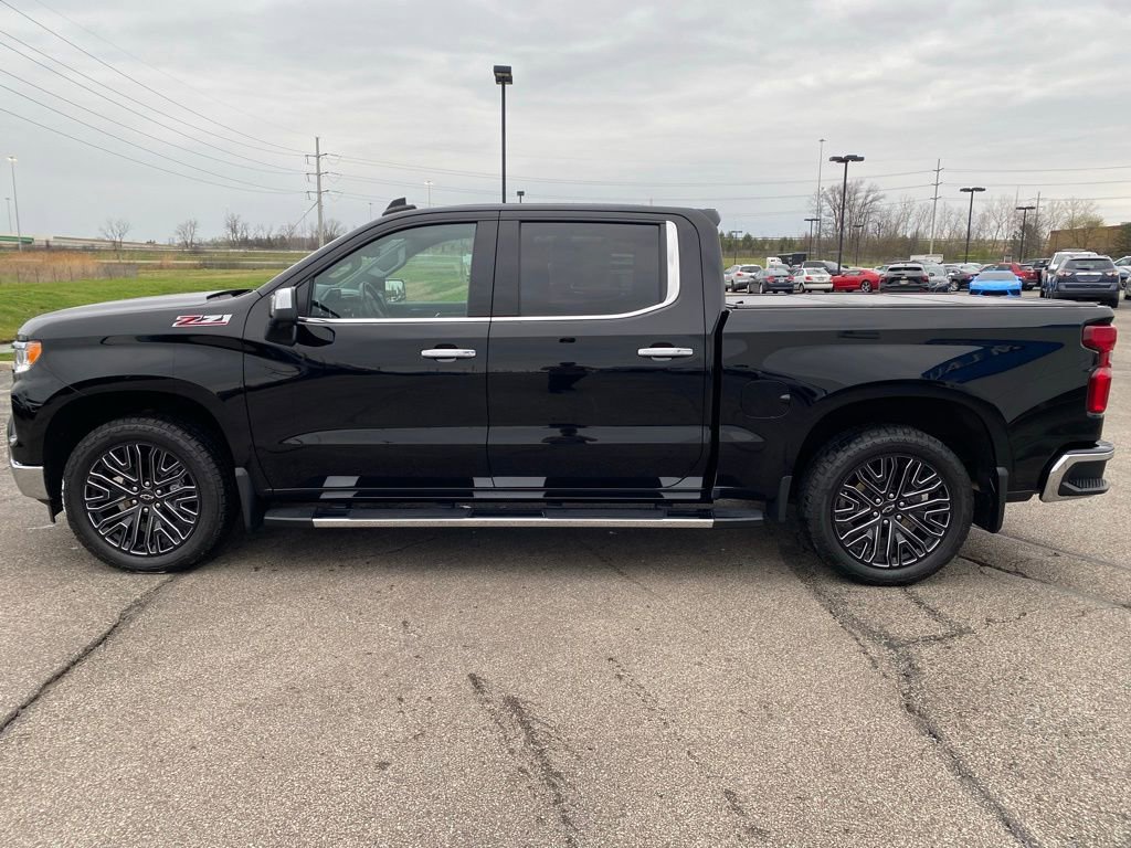 Used 2023 Chevrolet Silverado 1500 LTZ w/ LTZ Premium Package image 4