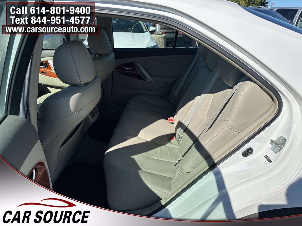 Used 2009 Toyota Camry XLE FWD image 8