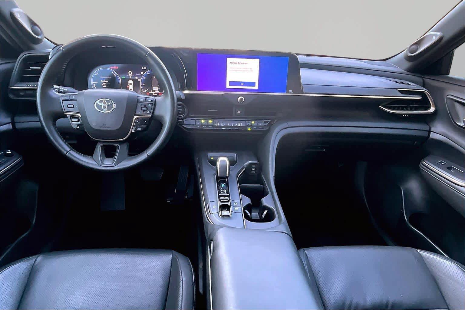 Used 2023 Toyota Crown AWD/4WD image 16