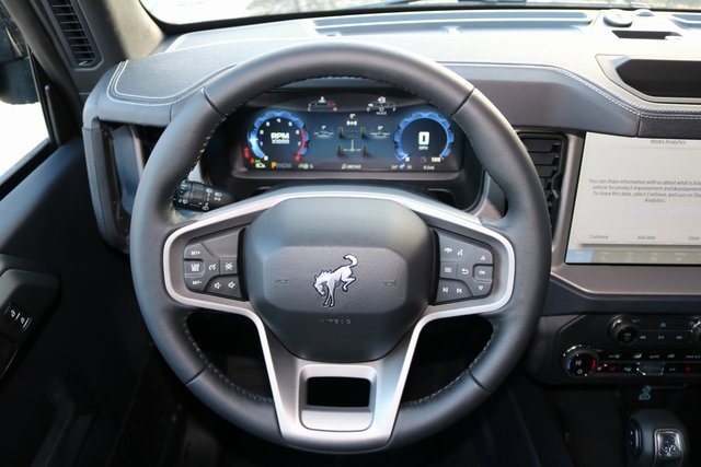 New 2025 Ford Bronco Outer Banks image 9