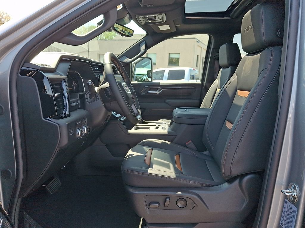 New 2026 GMC Sierra 2500 AT4 w/ AT4 Premium Plus Package AWD/4WD image 7