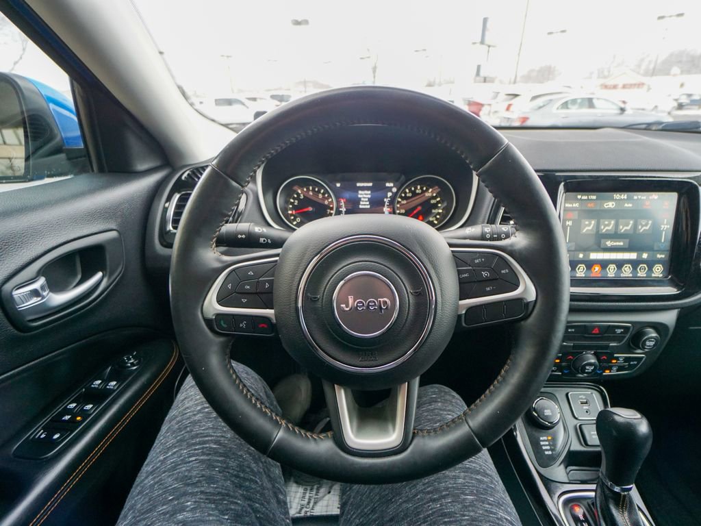 Used 2018 Jeep Compass Limited image 18