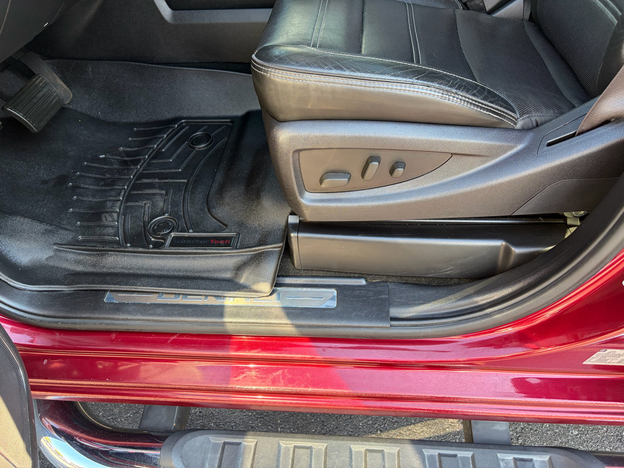 Used 2015 GMC Sierra 2500 Denali w/ Suspension Package, Off-Road image 19