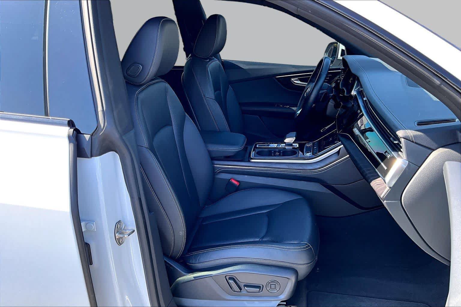 Used 2023 Audi Q8 Premium Plus w/ Premium Plus Package AWD/4WD image 8
