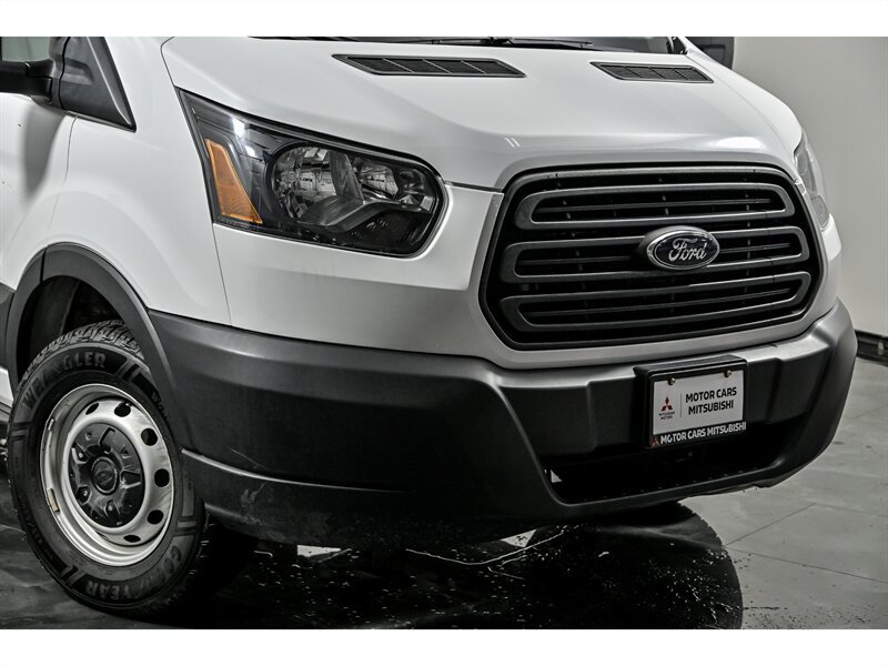 Used 2019 Ford Transit 250 138 RWD image 2