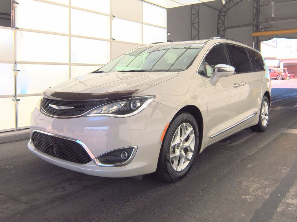 Used 2020 Chrysler Pacifica Limited w/ Advanced Safetytec Group image 4