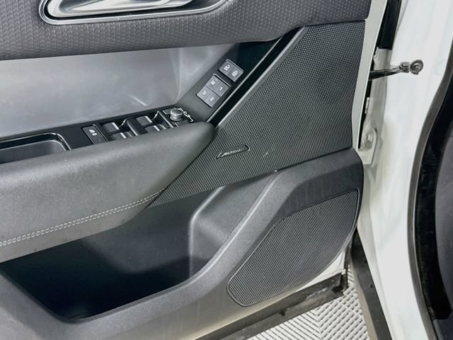 Certified 2023 Land Rover Range Rover Velar R-Dynamic S AWD/4WD image 21