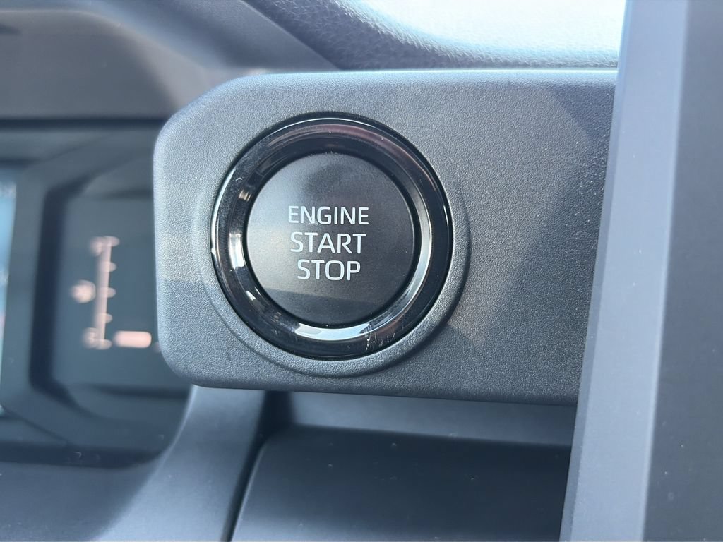 Used 2024 Toyota Tacoma SR RWD image 22