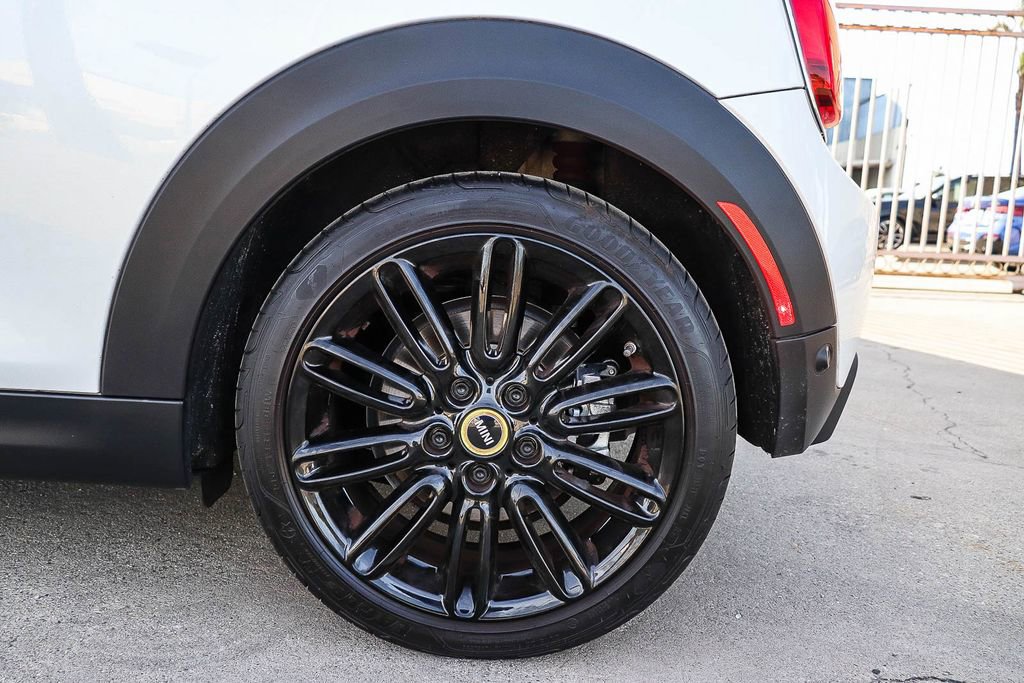 Used 2024 MINI Cooper SE image 15