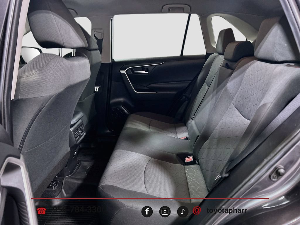 Used 2020 Toyota RAV4 XLE FWD image 21
