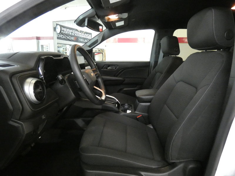 Used 2024 Chevrolet Colorado LT w/ LT Convenience Package II AWD/4WD image 10