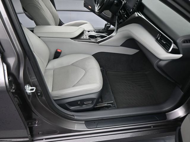 Used 2023 Toyota Camry XLE w/ Navigation Package image 12
