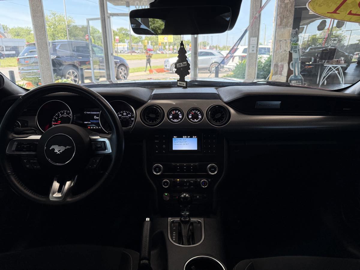 Used 2021 Ford Mustang GT image 40