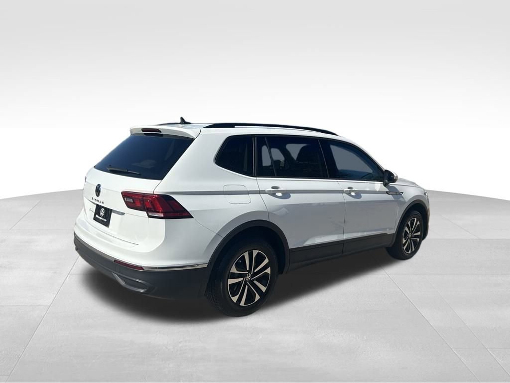 Certified 2023 Volkswagen Tiguan S image 5