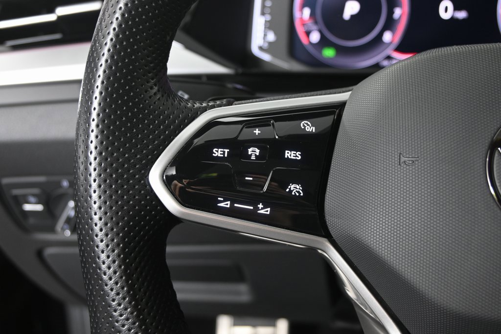 Used 2023 Volkswagen Arteon SEL Premium image 34