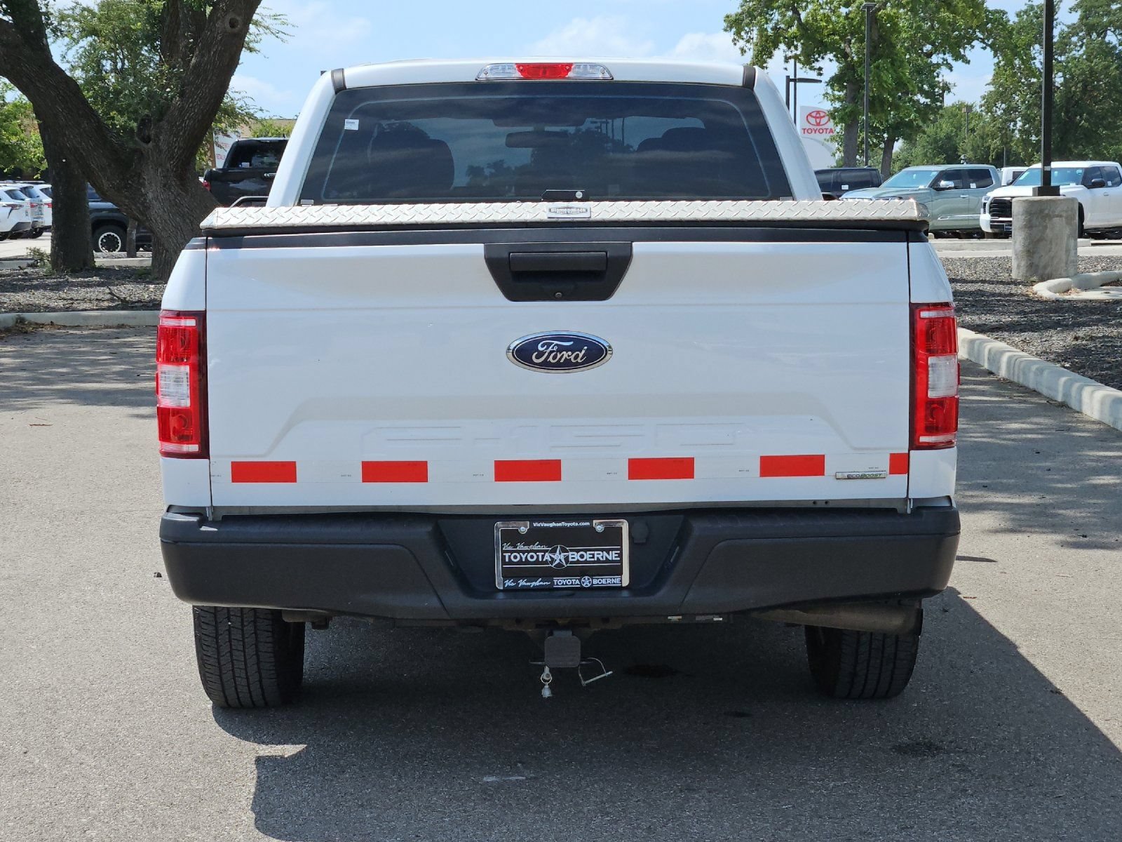 Used 2018 Ford F150 XL w/ Equipment Group 101A Mid RWD image 4
