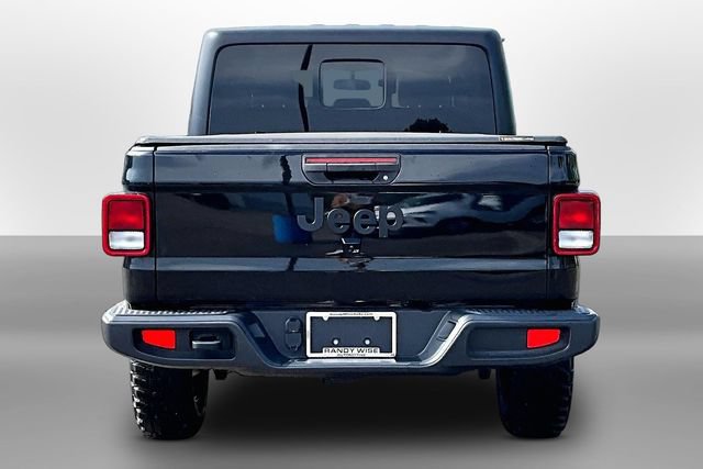 Used 2023 Jeep Gladiator Sport AWD/4WD image 4