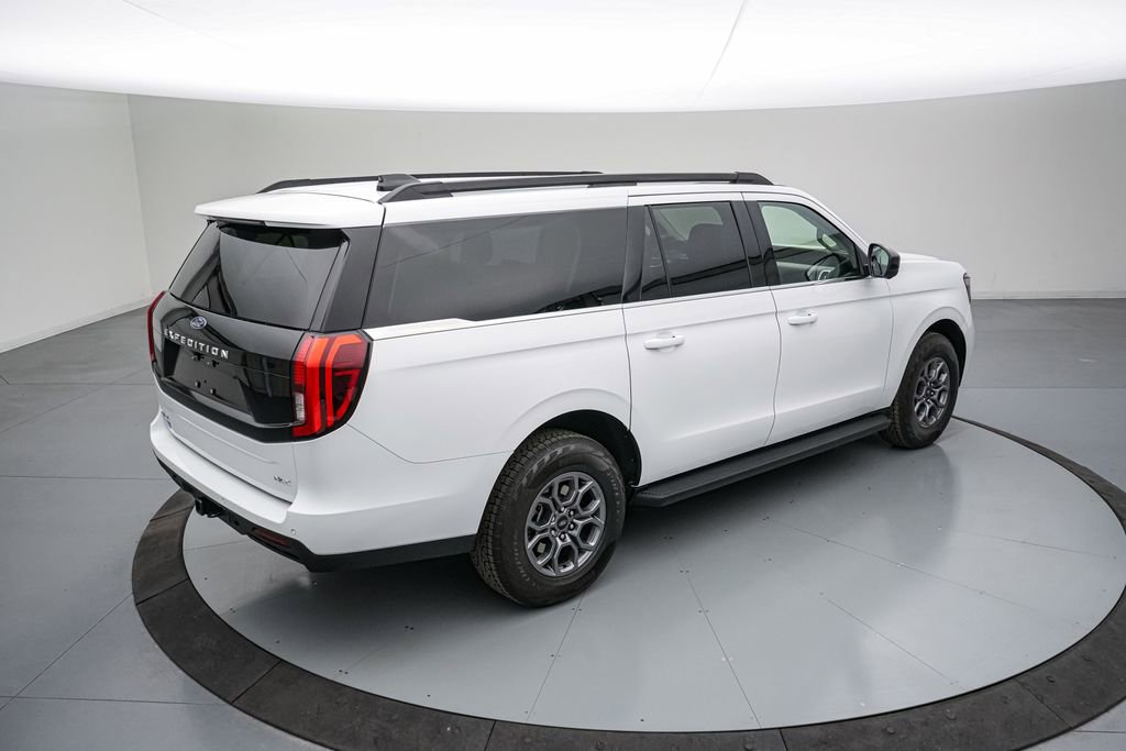 Certified 2025 Ford Expedition Max Active AWD/4WD image 5
