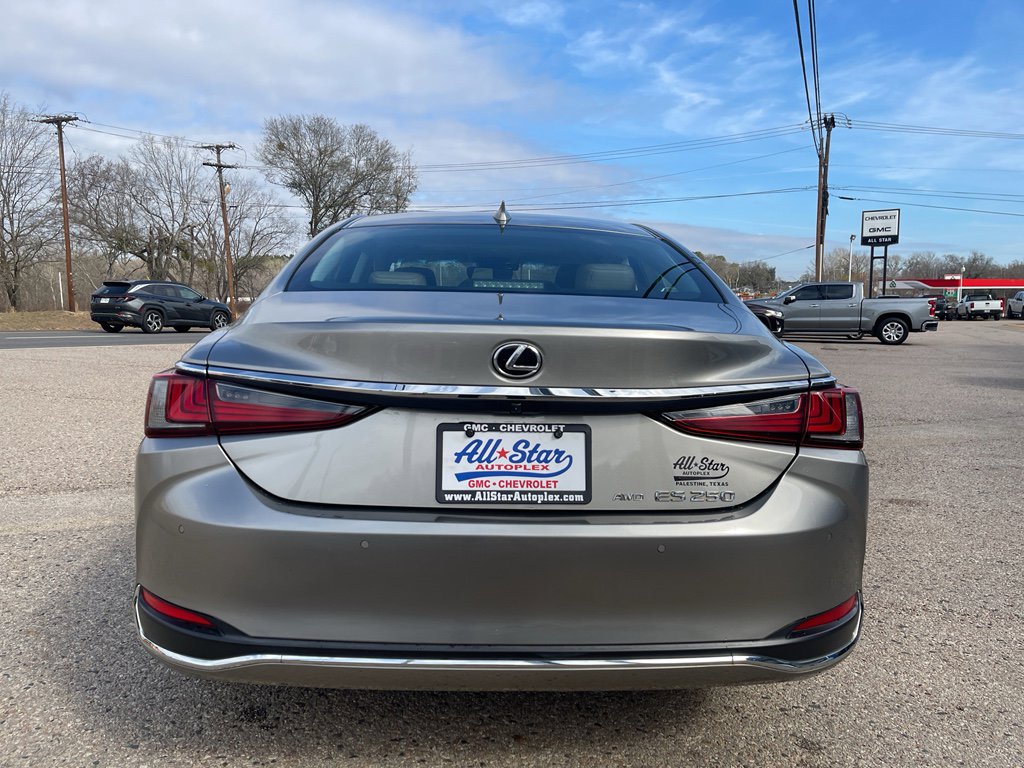 Used 2021 Lexus ES 250 w/ Premium Package image 7