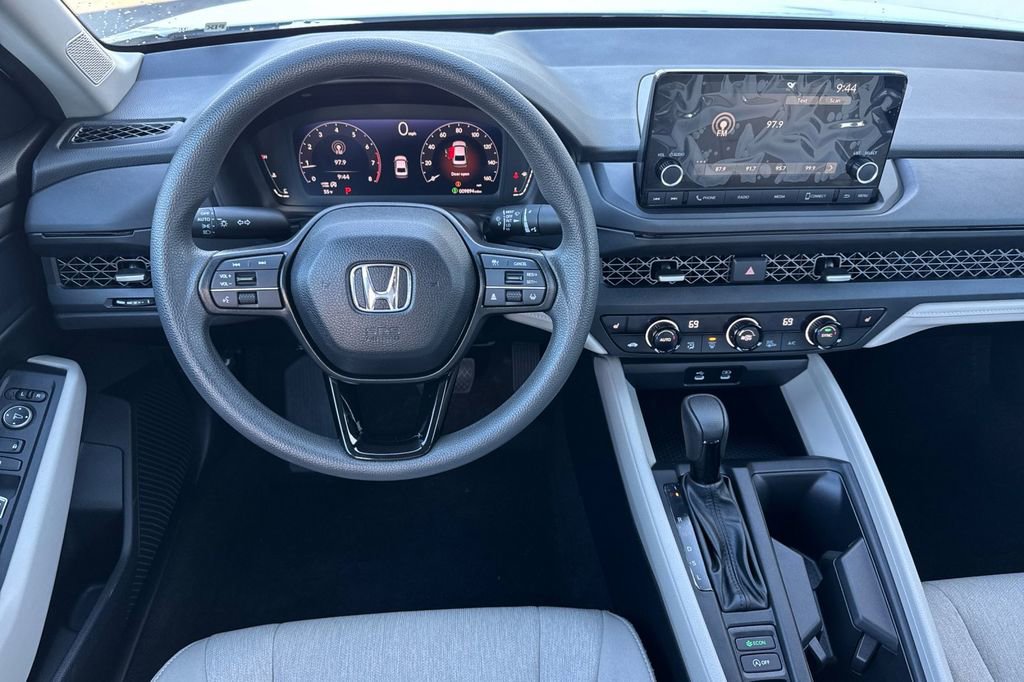 Used 2024 Honda Accord EX image 13