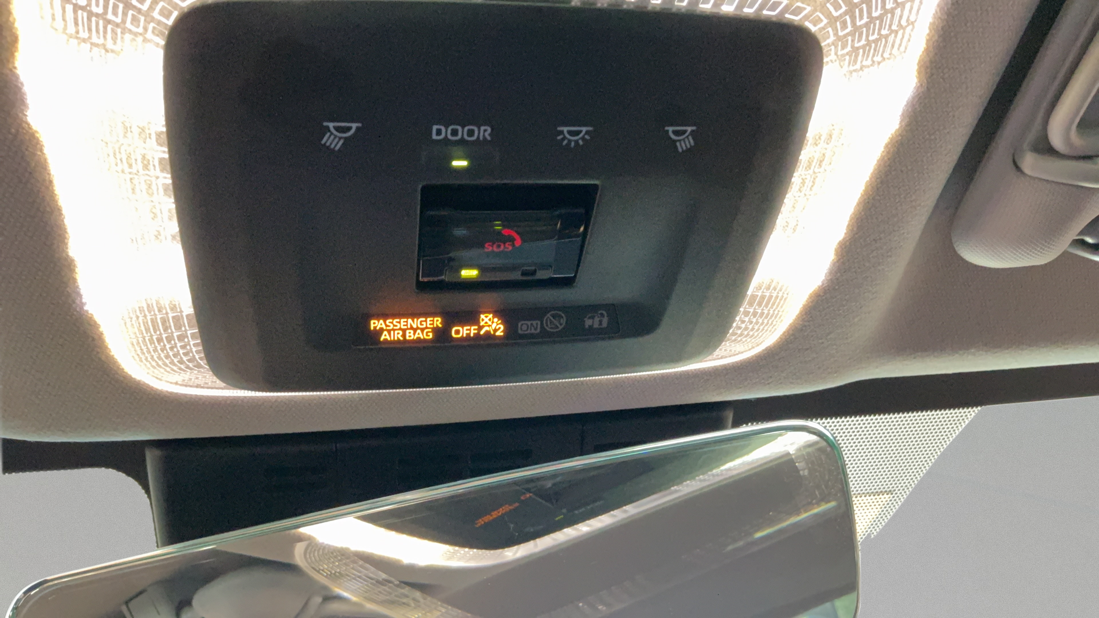 Certified 2025 Toyota Prius LE FWD image 20