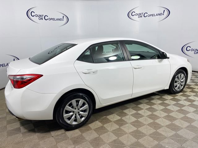 Used 2016 Toyota Corolla LE FWD image 6