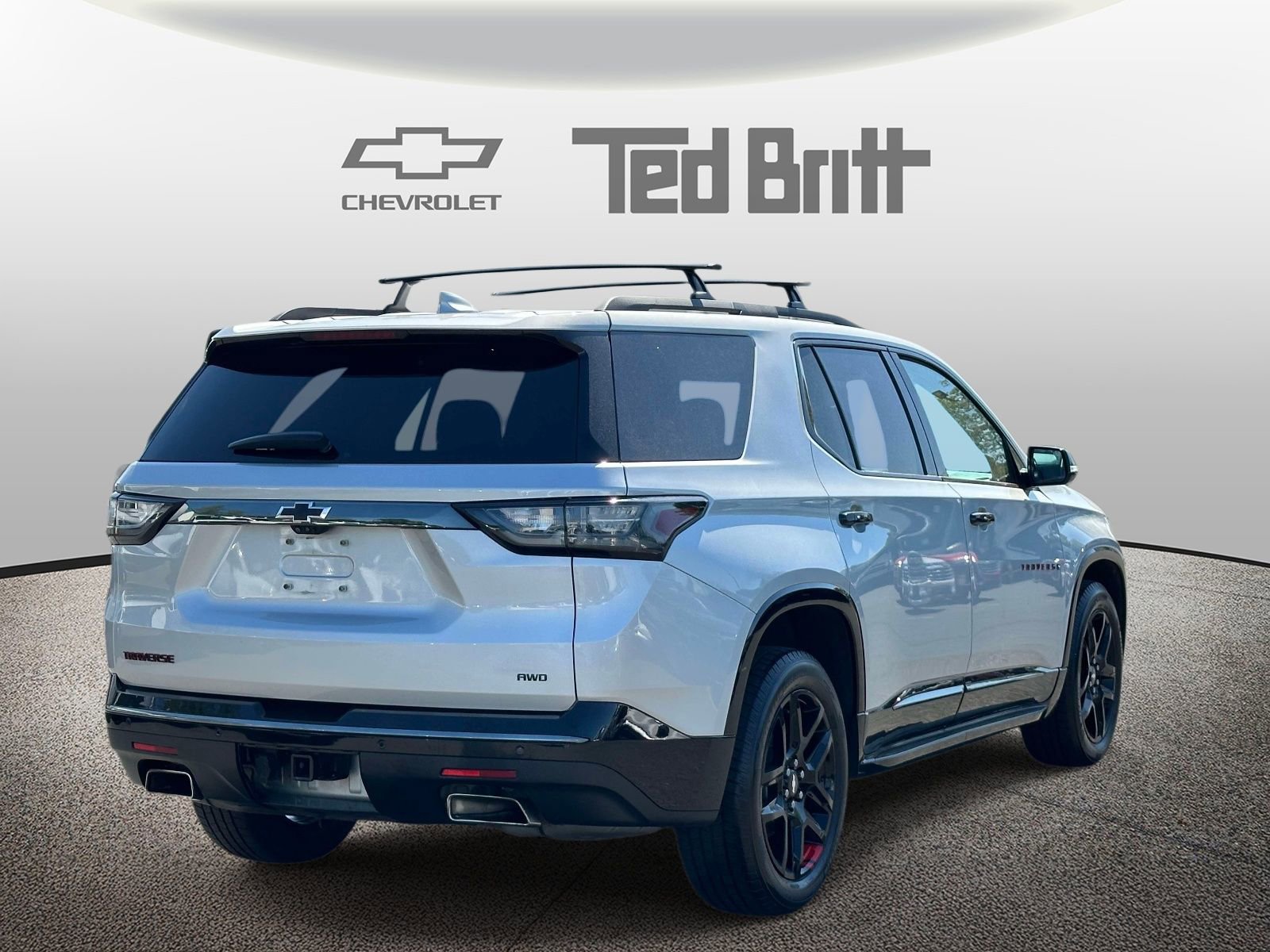 Used 2020 Chevrolet Traverse Premier w/ Redline Edition AWD/4WD image 4
