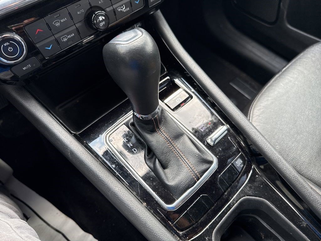 Used 2022 Jeep Compass Limited image 22