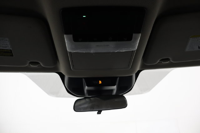 Used 2025 Nissan Rogue SV FWD image 21