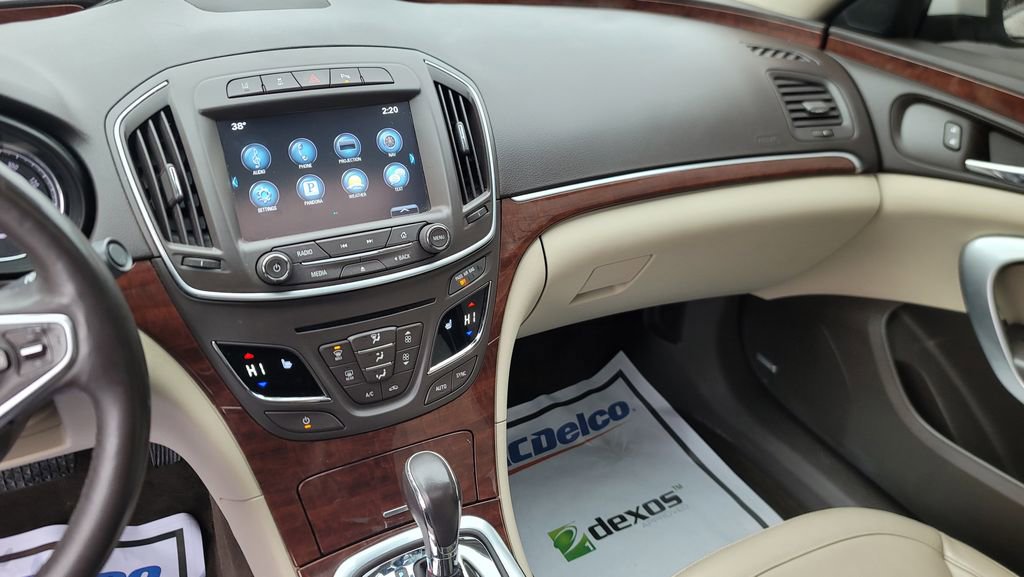 Used 2017 Buick Regal Premium w/ Driver Confidence Package #1 image 21