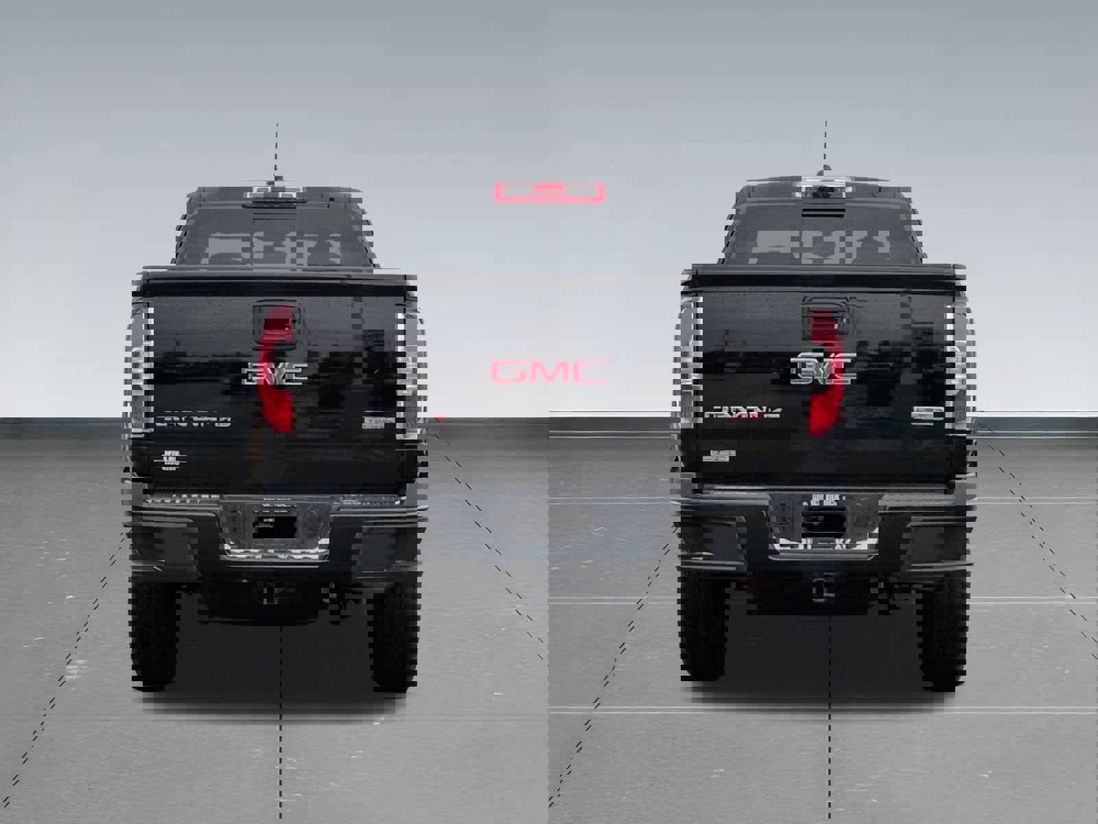 Used 2018 GMC Canyon All Terrain w/ Trailering Package image 5