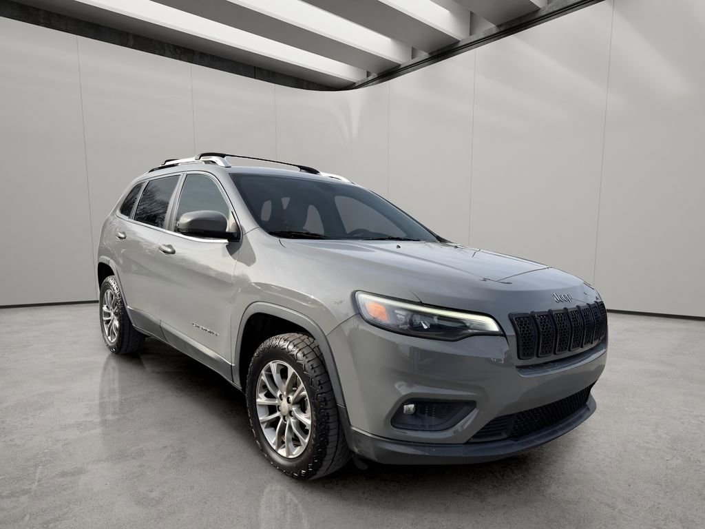 Used 2020 Jeep Cherokee Latitude Plus image 7