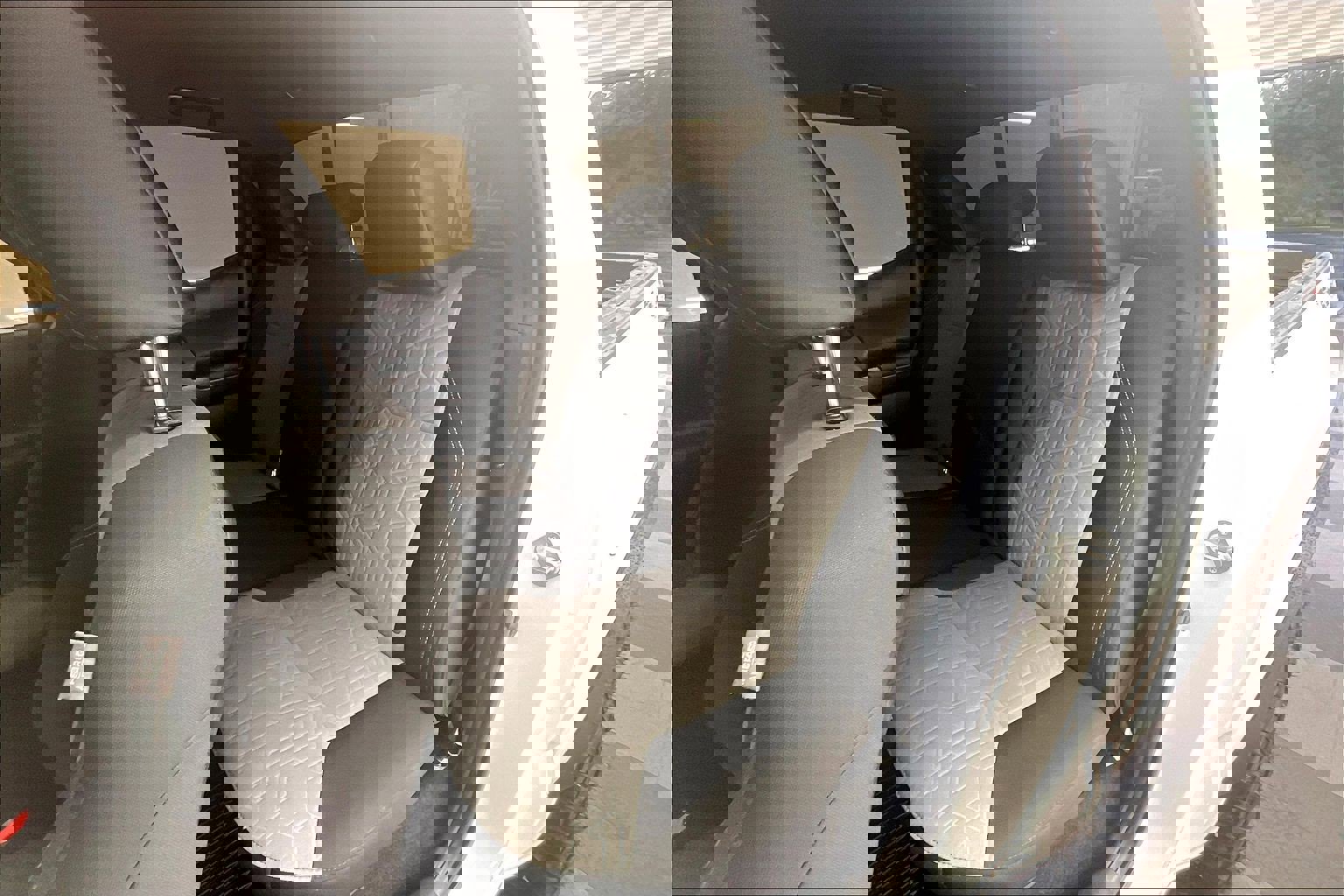 Used 2021 Toyota Tacoma TRD Off-Road w/ Technology Package AWD/4WD image 19