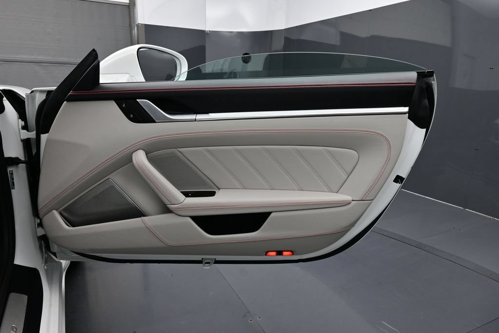 Certified 2024 Porsche 911 Turbo AWD/4WD image 11