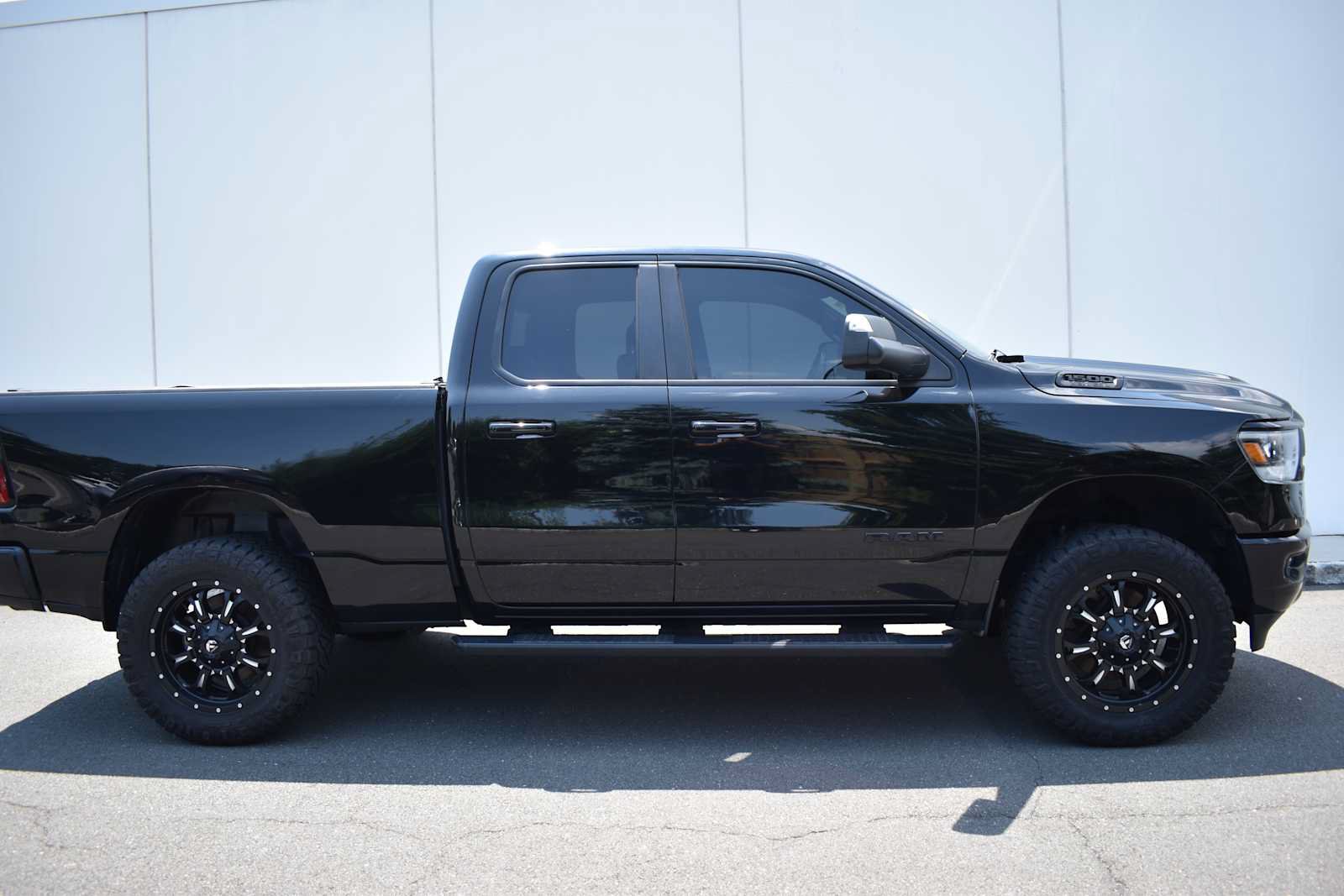 Used 2019 RAM 1500 Big Horn AWD/4WD image 4