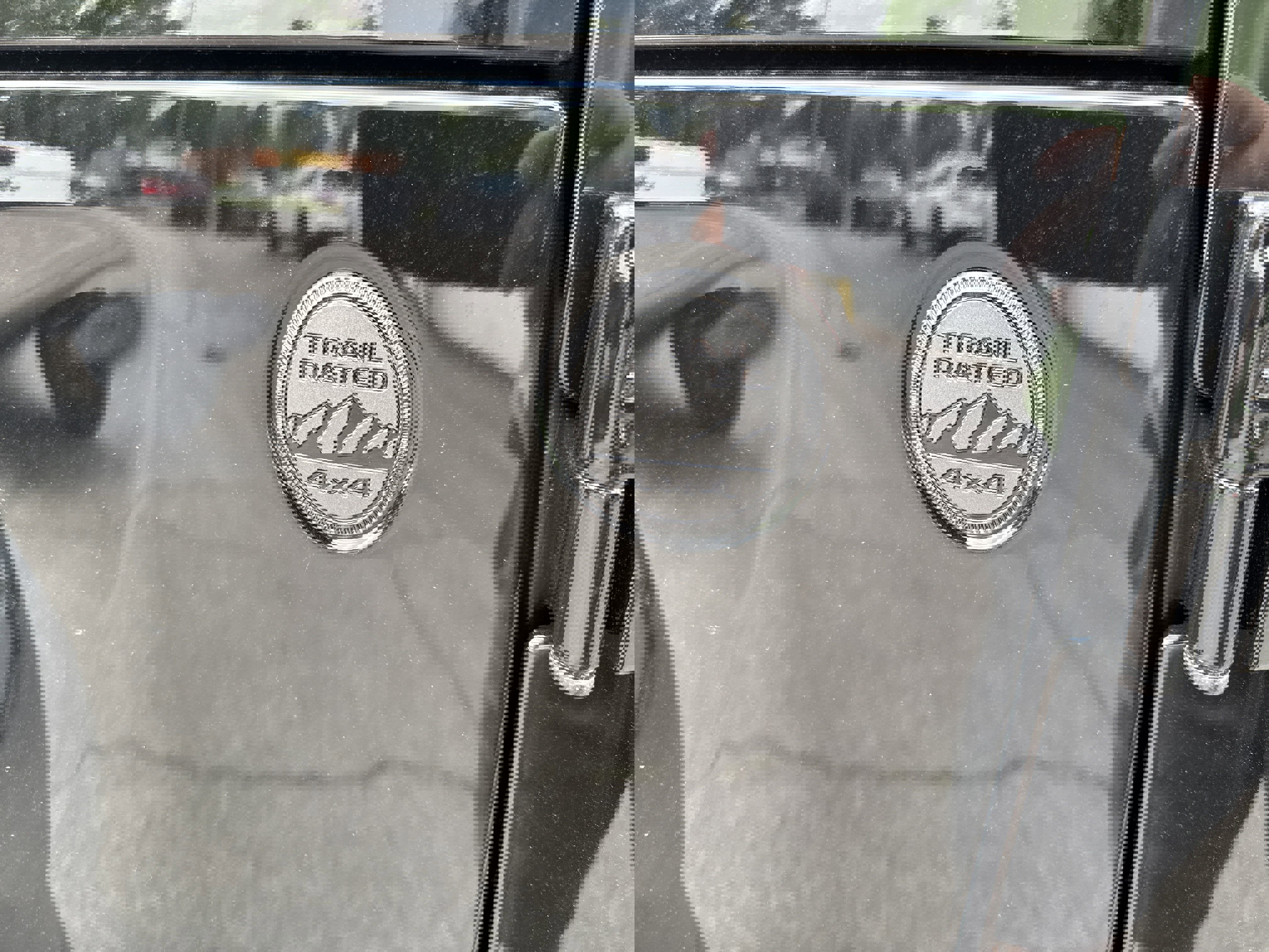 New 2025 Jeep Gladiator Willys image 9