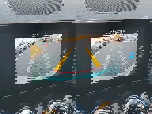 Used 2021 Mercedes-Benz GLB 250 4MATIC image 26