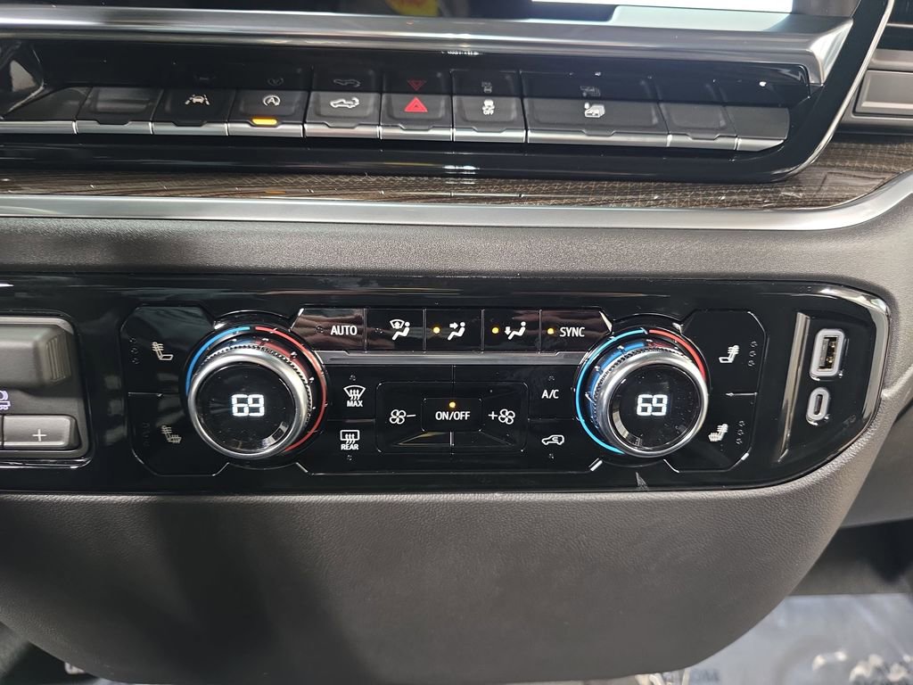 New 2026 GMC Sierra 1500 Elevation image 20