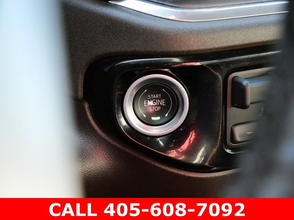 Used 2024 GMC Sierra 1500 SLT AWD/4WD image 60